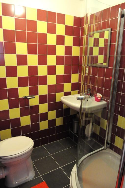 Hotel Van Dyk ファルケンブルフ エクステリア 写真